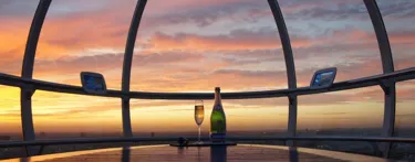 champagne on London Eye pod