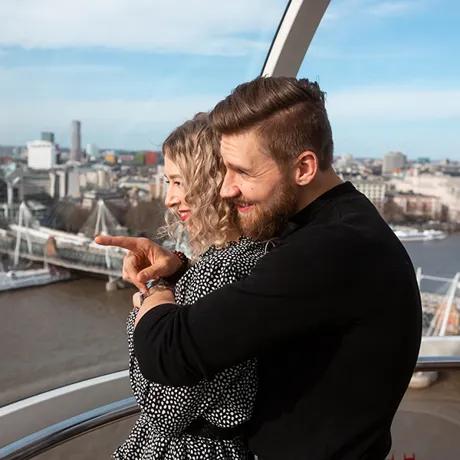 Couple on london eye