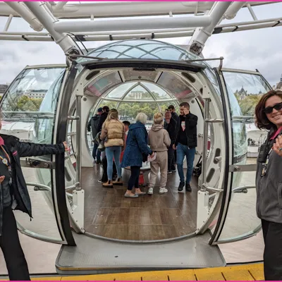 LE Boarding Pod